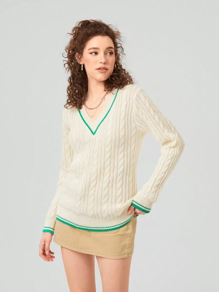 Forever 21 Women's Long Sleeve V-neck Pullover Sweater