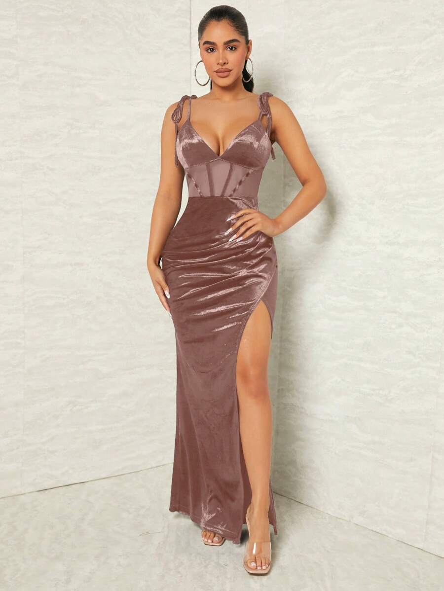 SHEIN SXY 肩上打結高衩絲絨吊帶洋裝 - 棕色 - 查看 1