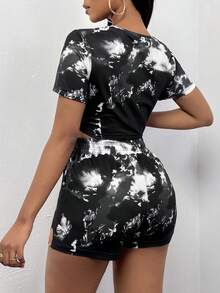 Slaydiva 小熊印花紮染T恤和機車短褲