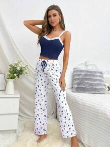 CottageSlumber 对比色蕾丝吊带上衣和碎花印花裤睡衣套装/睡衣套装 - 寶藍色 - 查看 4