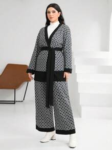 Mulvari Plus Allover Print Belted Coat & Wide Leg Pants