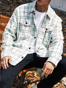 Manfinity Homme Men Plus Plaid Print Flap Pocket Shacket