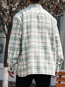 Manfinity Homme Men Plus Plaid Print Flap Pocket Shacket