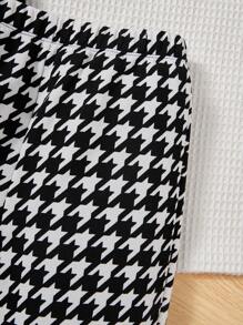 SHEIN Leap Crew 女大童2入組素色&千鳥格印花彈性腰帶喇叭褲 - 黑與白 - 查看 5