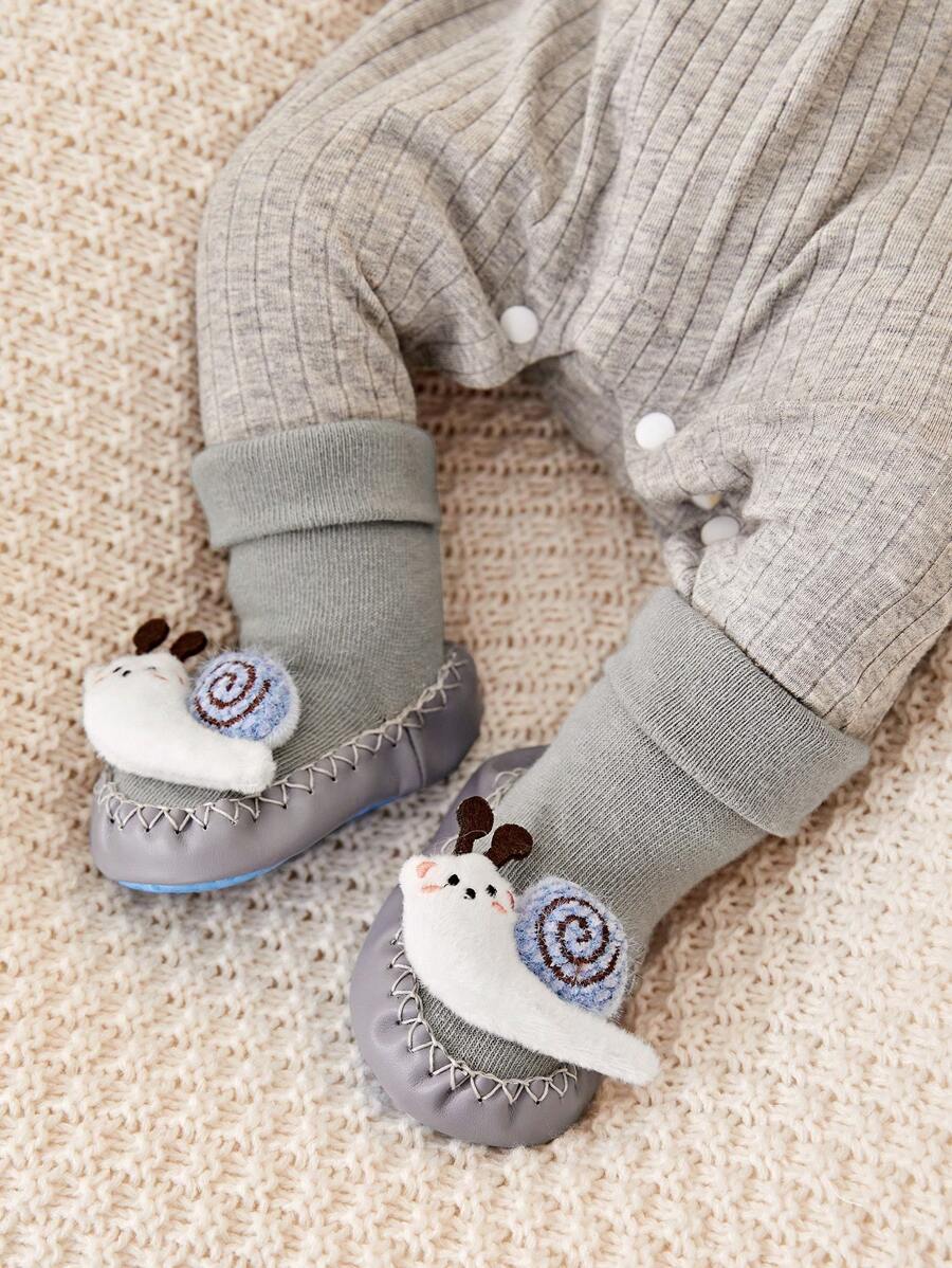 Calcetines cómodos y cálidos con diseño de caracol de dibujos animados para niños, zapatos para uso informal y doméstico (patrón aleatorio) - Gris - Ver 1