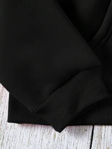 SHEIN EZwear Áo nỉ cỡ lớn in hình vương miện và chữ, có túi kangaroo, dây rút. - màu đen - Xem 6