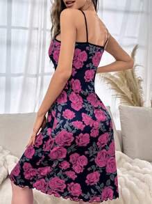 Camicia da notte pigiama con decorazione a stampa floreale e bordo a lattuga