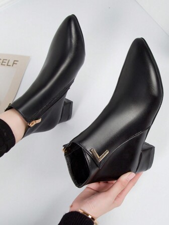 Estilo con corsé, botas negras de tobillo de moda para mujeres, estilo americano, elegante y sexy, versátil, adecuado para ir al trabajo en invierno, botas para mujeres