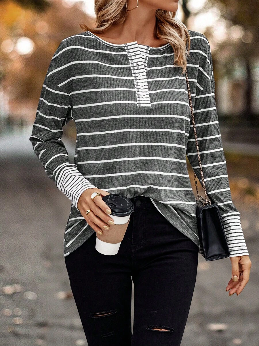 SHEIN LUNE In sọc Nút phía trước Áo thun Thả vai - Xám - Xem 1