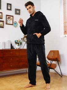 男士字母刺繡袋鼠口袋毛絨帽衫和褲子睡衣套裝 - 黑色 - 查看 4