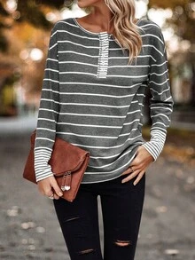 SHEIN LUNE In sọc Nút phía trước Áo thun Thả vai - Xám - Xem 3