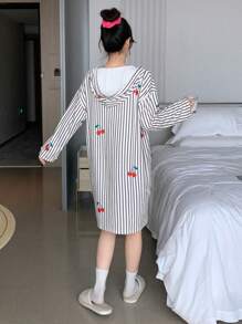 DAZY Sọc & In Anh đào Thả vai áo có mũ Đầm giản dị - Đen và trắng - Xem 2