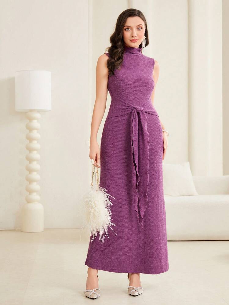 Sleeveless Waist Tie Design Dress Without Robe