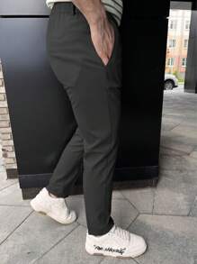 Manfinity Mode 男士斜口袋腰帶西裝褲 - 黑色 - 查看 3