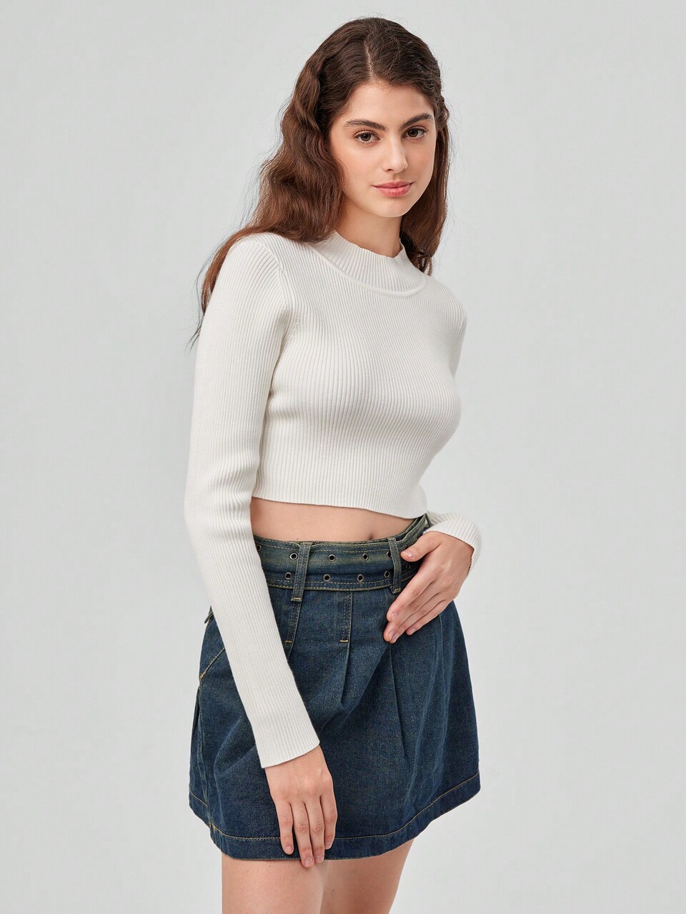 White Round Neck Long Sleeve Women's Sweater