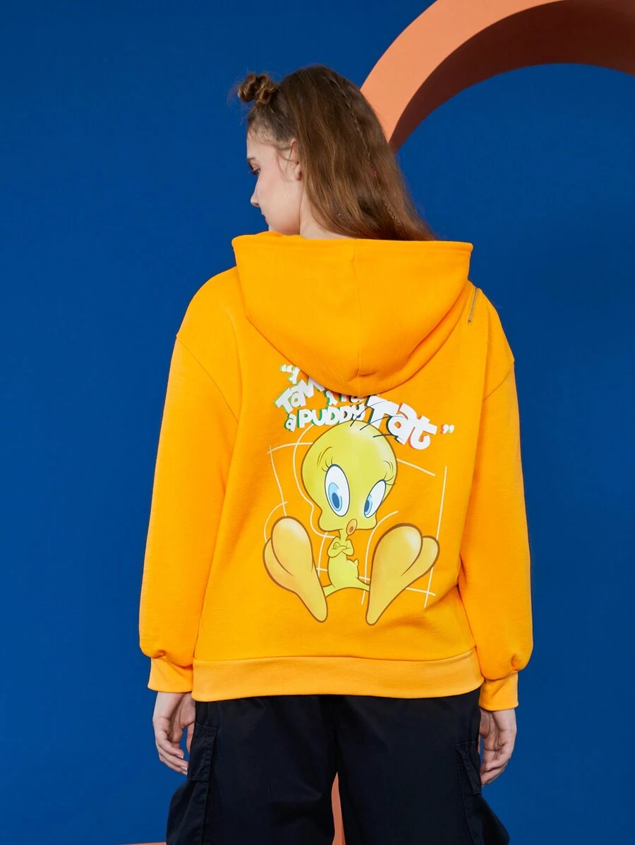 LOONEY TUNES X SHEIN Sudadera con capucha de talla grande con gráfico de dibujos animados y eslogan, hombros caídos y cordón ajustable - Naranja - Ver 1