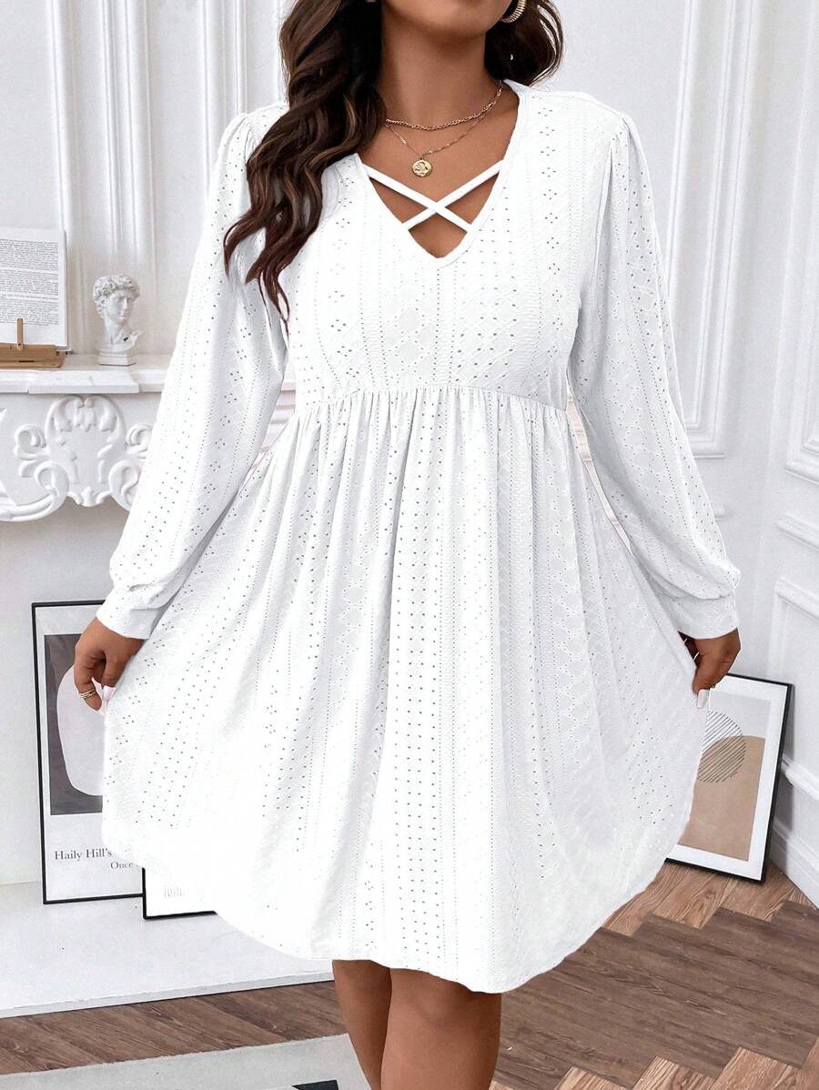 Calvaya Hơn Thánh giá Lỗ gắn thêu Đầm - trắng - Xem 1