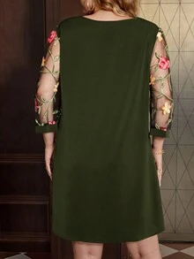 SHEIN Clasi 大碼花卉刺繡網紗鎖眼領洋裝 - 墨綠色 - 查看 2