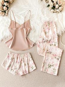 Conjunto de pijama/traje de satén con estampado floral y aplicaciones, vacaciones
