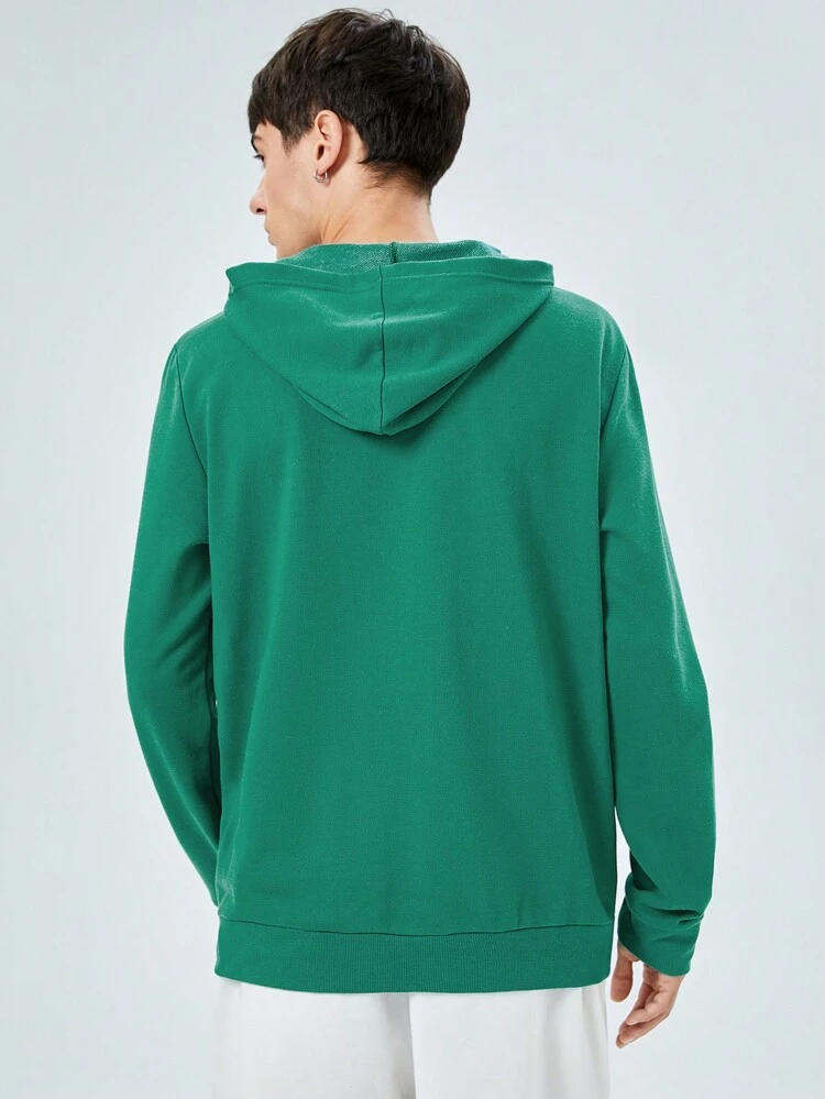 Men Figure & Letter Graphic Hoodie