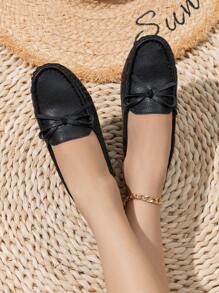 New Arrival Women's Flat Casual Work Shoes, Round Toe, Black Color, Suitable For Four Seasons And Driving