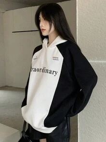 DAZY 字母圖案插肩袖連帽衫 - 黑與白 - 查看 2