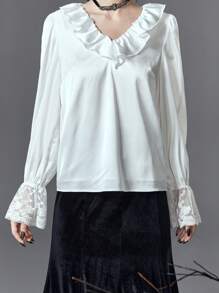 ROMWE Goth Contrast Lace Ruffle Trim Flare Sleeve Blouse