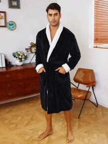 Men Dual Pocket Belted Flannel Robe