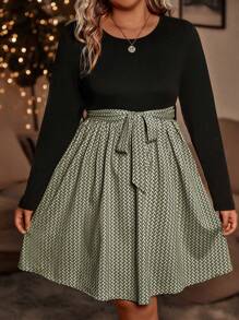 SHEIN LUNE Plus Graphic Print Belted Dress - Green - View 5