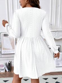 Calvaya Hơn Thánh giá Lỗ gắn thêu Đầm - trắng - Xem 2