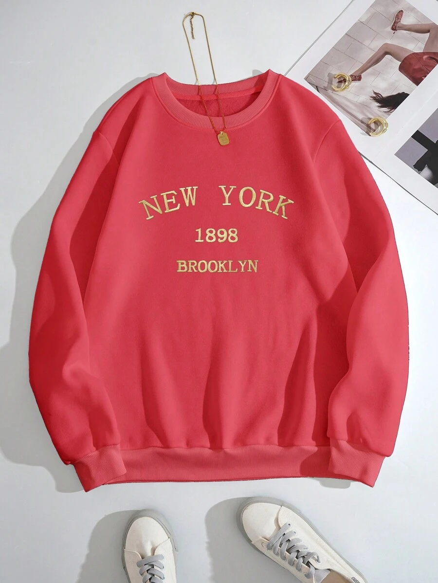 SHEIN EZwear Letter Graphic Thermal Lined Sweatshirt - Red - View 1