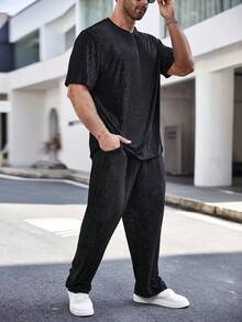 Manfinity Homme Men Plus Solid Tee & Pants - Black - View 3