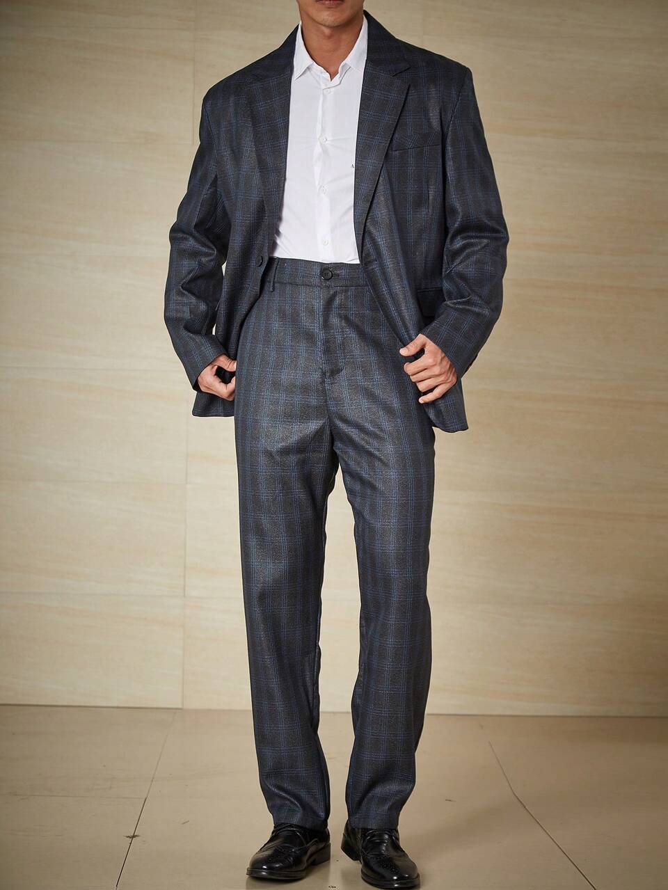 Men Plus Plaid Lapel Neck Blazer & Suit Pants