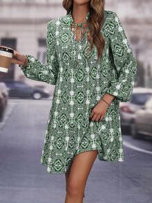 SHEIN LUNE 滿版印花繫帶領燈籠袖洋裝 - 墨綠色 - 查看 5