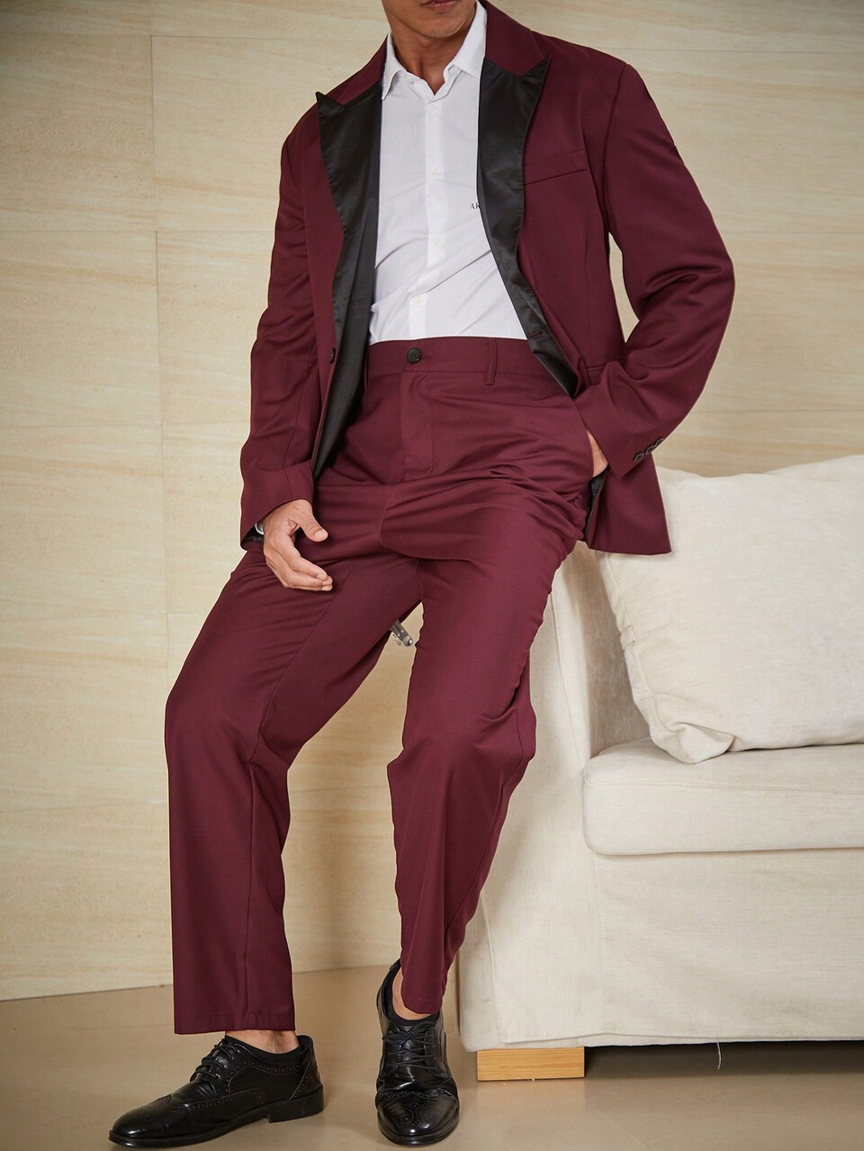 Men Plus Lapel Neck Single Button Blazer & Suit Pants