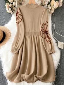 Calvaya 大碼花卉圖案燈籠袖毛衣洋裝 - 棕色 - 查看 2