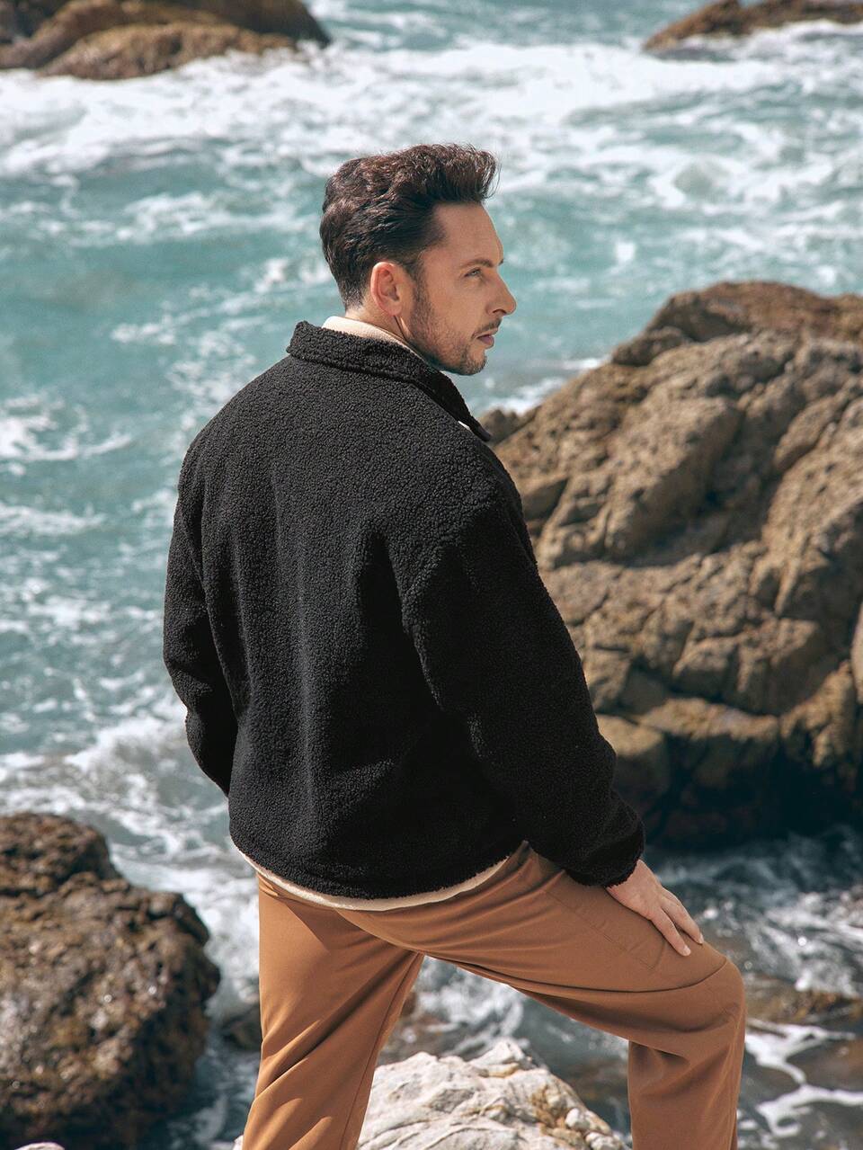 Men Solid Zip Up Pocket Patched Teddy Jacket