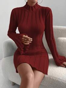 Chiquease 立领喇叭袖生菜边修身毛衣连衣裙新年服装