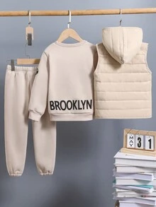 SHEIN 男小童字母圖案加絨內裏衛衣和衛褲&背心連帽夾克 - 杏色 - 查看 2