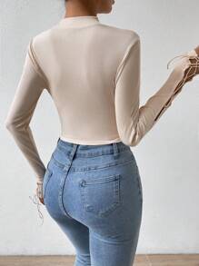 Zolique 小高領綁帶袖短款T恤