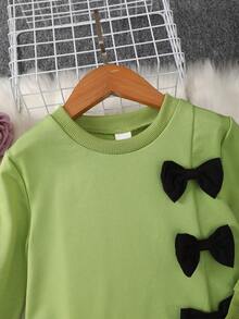 Young Girl Bow Front Split Hem Sweatshirt & Heart Print Pants - Mint Green - View 5