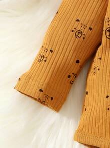 女嬰滿版卡通圖案連身背心和褲子＆ 頭巾 - 彩色 - 查看 3