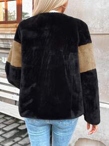 SHEIN LUNE Khối màu Mở Mặt trước 	
Fuzzy áo - màu đen - Xem 2