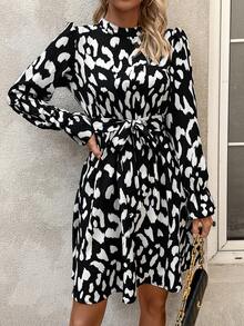 SHEIN LUNE Allover Print Flounce Sleeve Belted Dress - Black - View 4