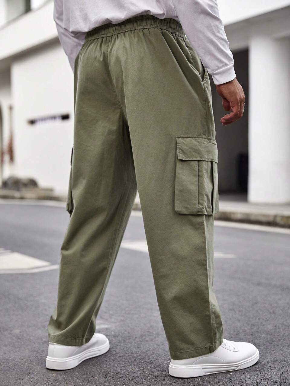 Men Plus Flap Pocket Side Drawstring Waist Cargo Pants