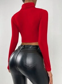 SHEIN Unity 素色高領短款T恤 - 紅色 - 查看 2