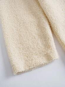 SHEIN Unity 翻蓋口袋落肩袖絨毛外套 - 杏色 - 查看 6