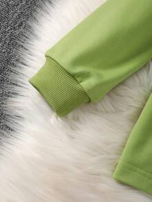 Young Girl Bow Front Split Hem Sweatshirt & Heart Print Pants - Mint Green - View 2