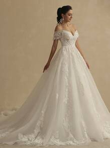 Vestido de novia elegante con cuello bardot, cintura ceñida, vestido de novia con bordados y malla - Beis - Ver 4