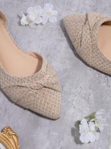 SHUZIA 尖頭扭結細節一腳蹬芭蕾舞鞋 - 米色 - 查看 5